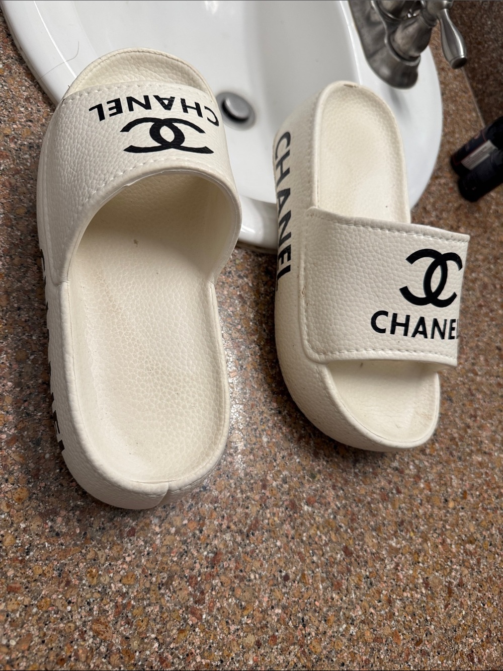 CHANEL White and Black Logo Slide Sandals